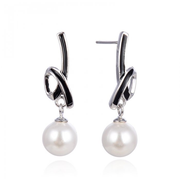 White Pearl Of 925 Sterling Silver Earrings